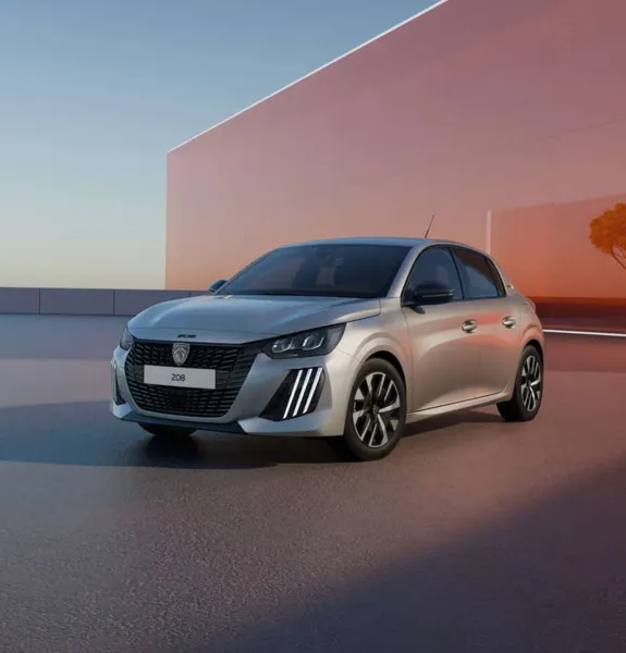 PEUGEOT 208